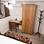 Kokoshi, An Extraordinary Experience. Villa Berat