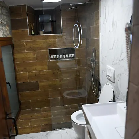 Kokoshi, An Extraordinary Experience.