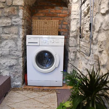 Kokoshi, An Extraordinary Experience. * 培拉特