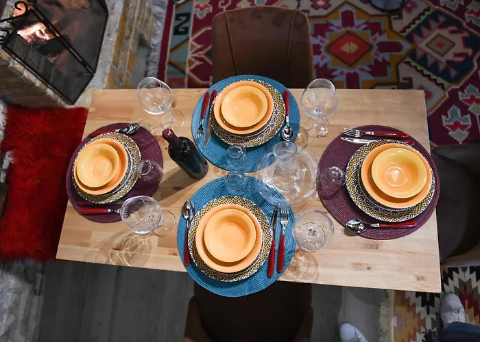 Kokoshi, An Extraordinary Experience. Villa